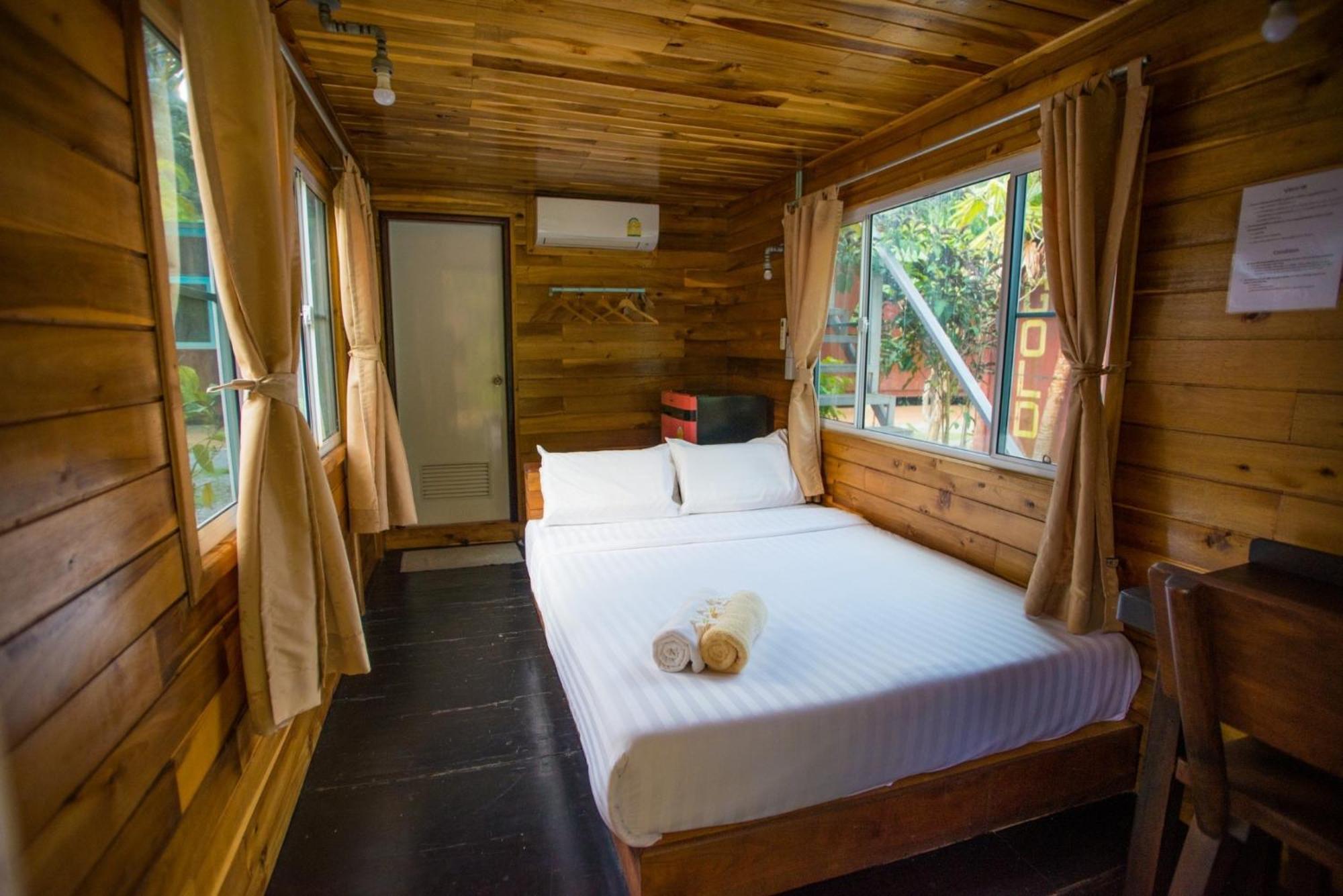 The Camper Lodge Khao Sok Ban Bang Bon Экстерьер фото